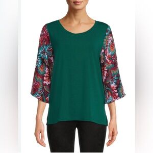 NWT The Pioneer Woman Green Blouse ……681